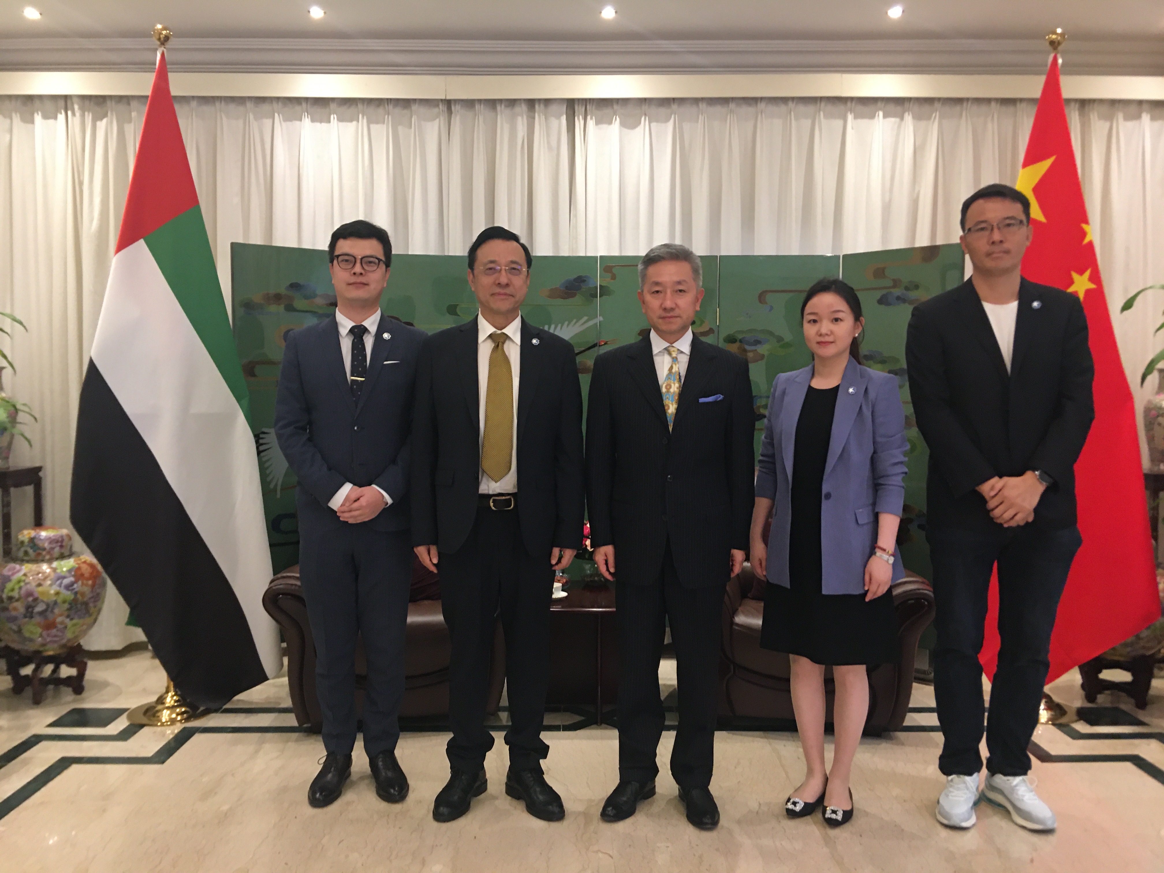 中国驻阿联酋大使张益明会见公司副总钱钦阳一行_众赢国际版